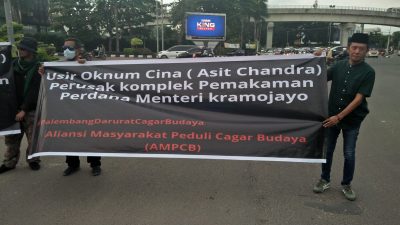 Puluhan Massa AMPCB Lakukan Aksi Damai Di Simpang 5 DPRD Provinsi Sumsel