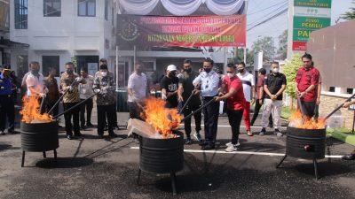 Pemkab dan Kejari Lampung Utara Musnahkan Barang Bukti Tindak Pidana Umum