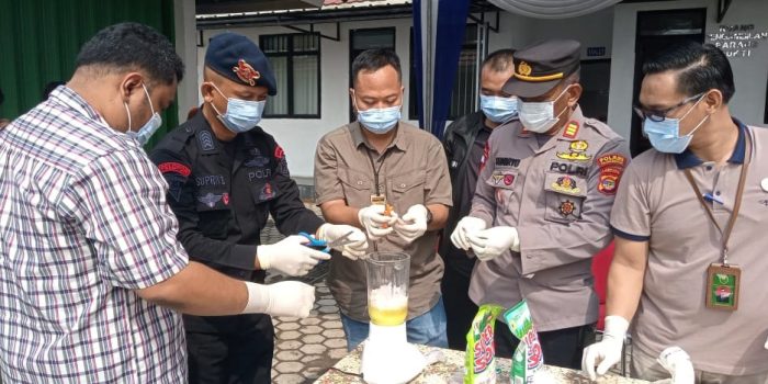 Sinergitas CJS Polres Tulang Bawang Hadiri Pemusnahan 13 Jenis BB Hasil Kejahatan