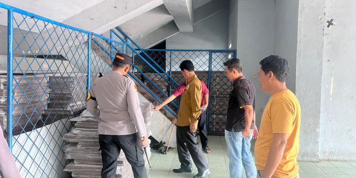 Pastikan Keamanan Logistik Pemilu 2024, Kapolres Lampung Utara Turun Langsung Cek Kesiapan Gudang Logistik KPU