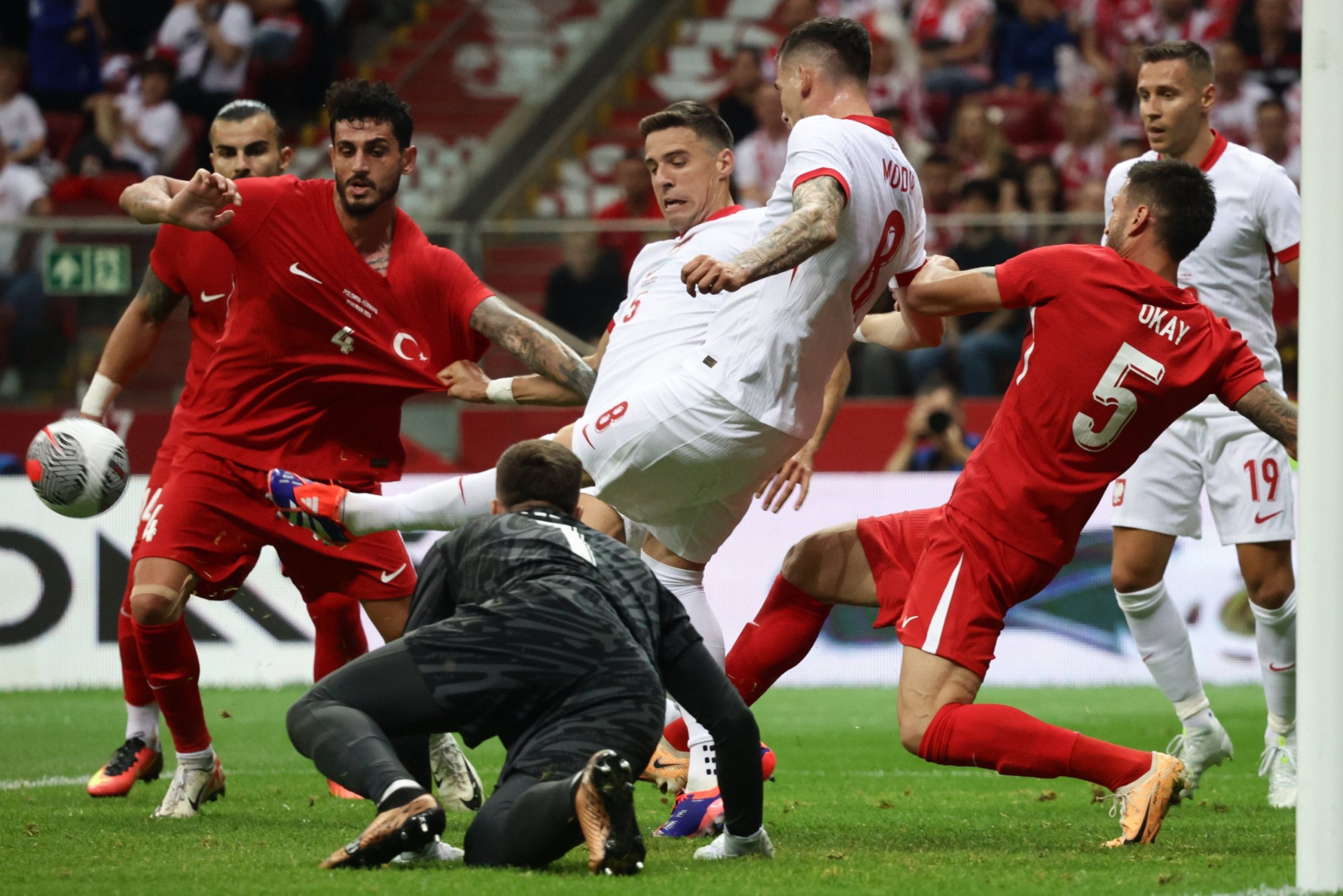 Preview Laga Persahabatan: Polandia vs Turki – Ujian Taktik Menjelang Euro 2024